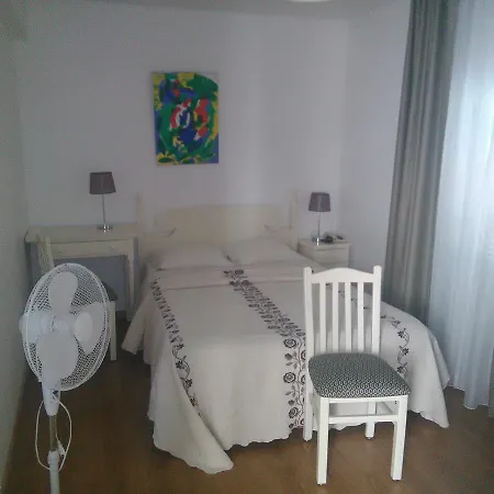 Pensao Residencial Teresinha 3*