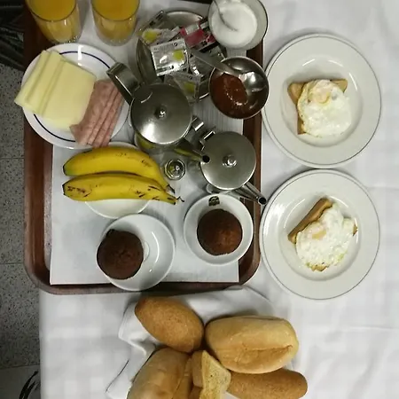 Maison d'hôtes Pensao Residencial Teresinha