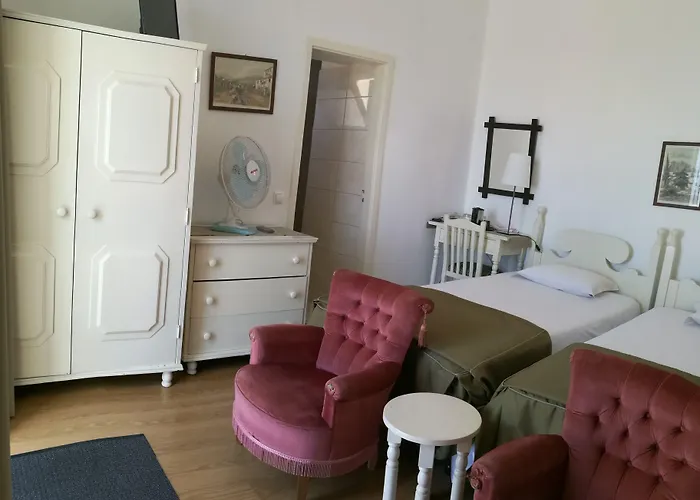 Pensao Residencial Teresinha 3*