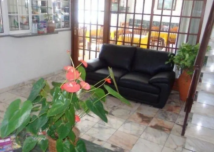 بيت ضيافة Pensao Residencial Teresinha 3*