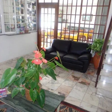 게스트하우스 Pensao Residencial Teresinha 3*