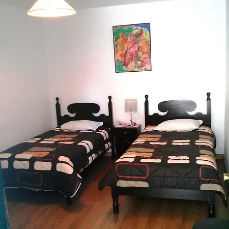 Pensao Residencial Teresinha بيت ضيافة 2*