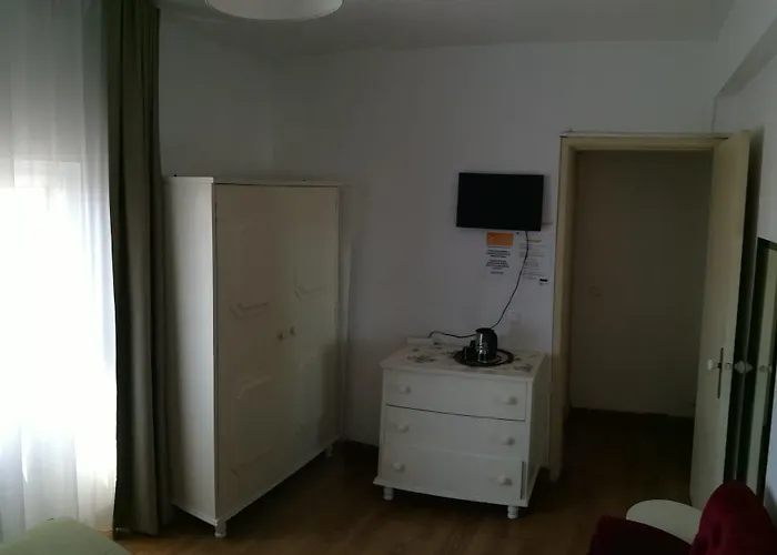 Pensao Residencial Teresinha ゲストハウス フンシャル