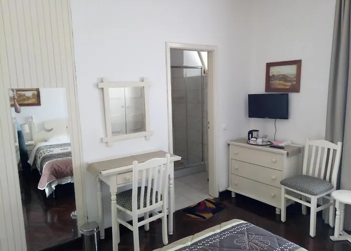 Pensao Residencial Teresinha בית הארחה 3*