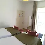 Pensao Residencial Teresinha 招待所 3*