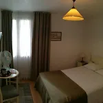 Pensao Residencial Teresinha 丰沙尔