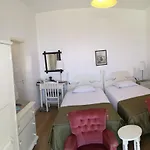 招待所 Pensao Residencial Teresinha 丰沙尔
