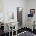 Pensao Residencial Teresinha 招待所 3*
